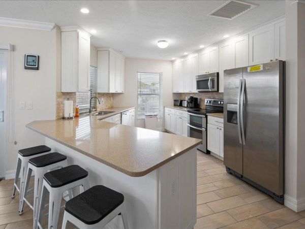 New Three Bedroom Marco Island Home Away from Home