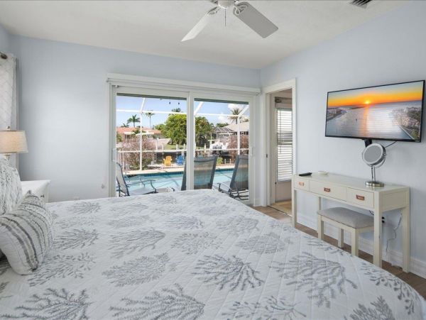 New Three Bedroom Marco Island Home Away from Home