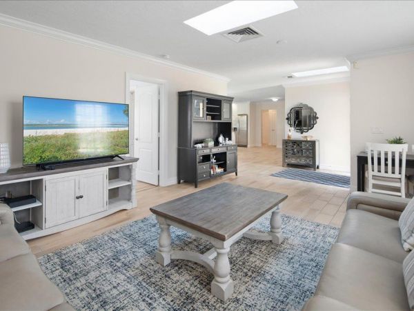 New Three Bedroom Marco Island Home Away from Home