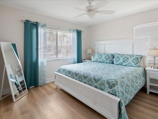 New Three Bedroom Marco Island Home Away from Home