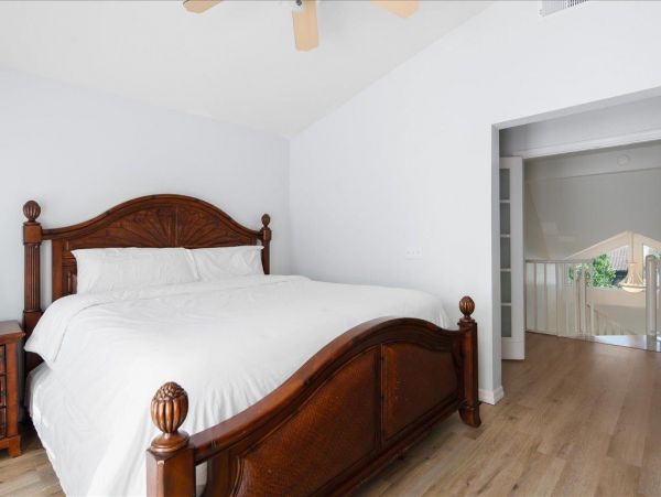 Three Bedroom House private pool, walking distance to Beach and restaurants