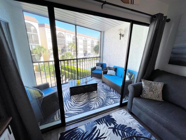 Marco Island Condo 1010717