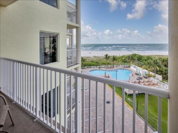 Treasure Island Beachfront Condo  Luxury Gulf Front Vacation Rental with Pool, Hot Tub & Ocean Views