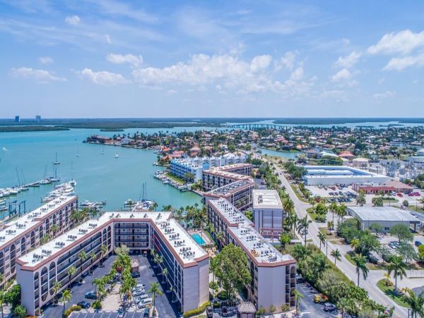 Marco Island Condo 1010723