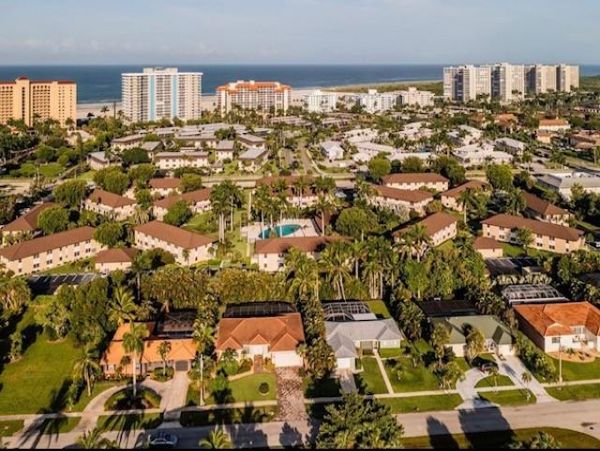 Marco Island Condo 1010727