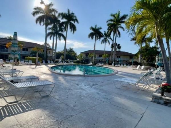 Marco Island Condo 1010727