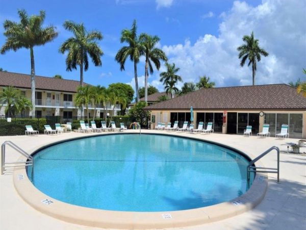 Marco Island Condo 1010727