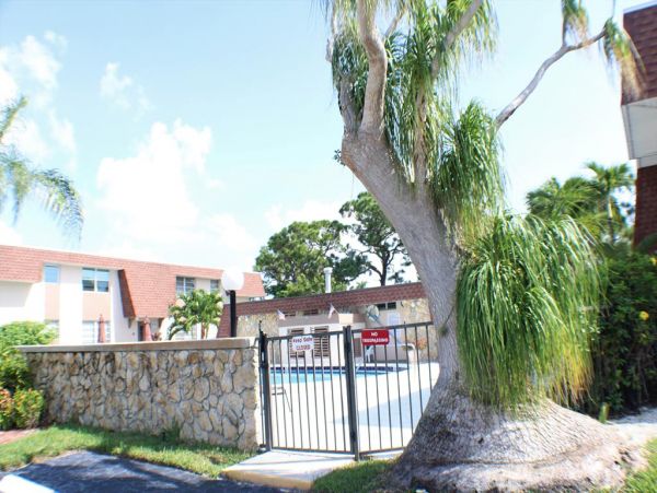 Marco Island Condo 1010734