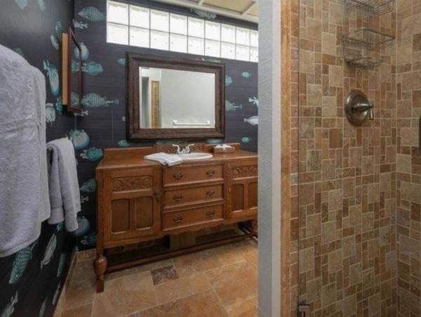 Luxurious Waterfront Retreat in Sunset Beach - Ideal for Family Getaways