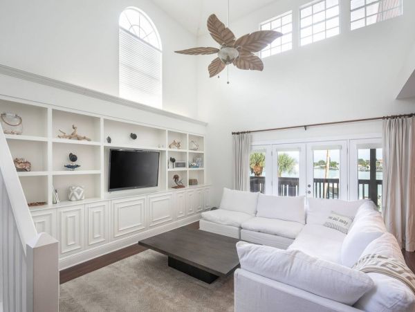Luxurious Waterfront Retreat in Sunset Beach - Ideal for Family Getaways