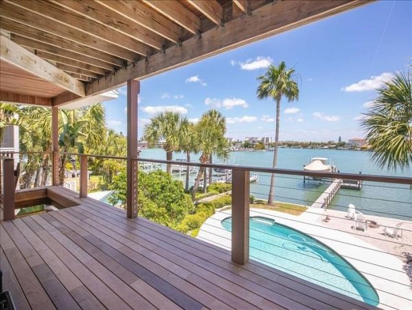 Luxurious Waterfront Retreat in Sunset Beach - Ideal for Family Getaways