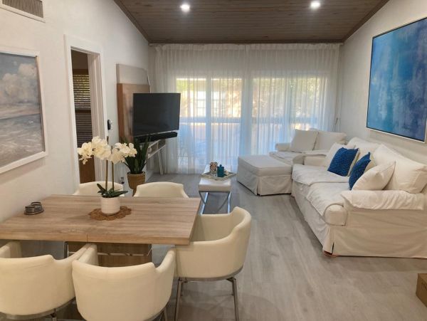 Marco Island Condo 1010737