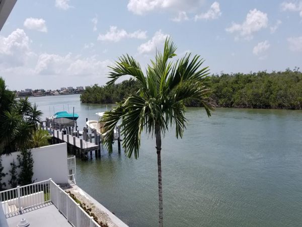 Marco Island Condo 1010740