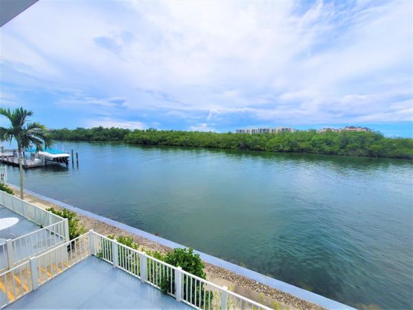 Marco Island Condo 1010742