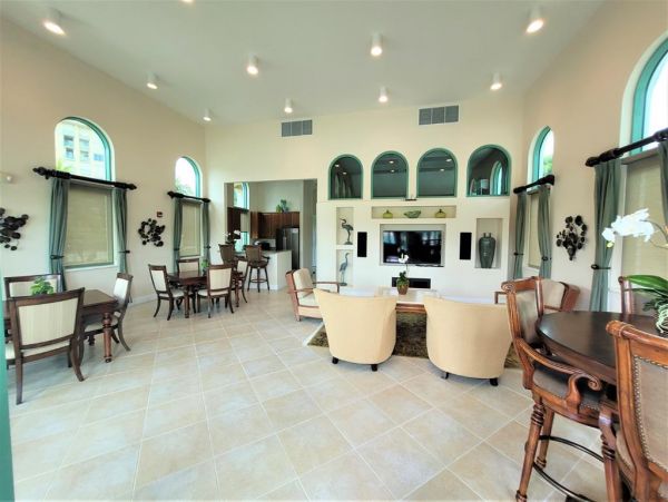 Marco Island Condo 1010743