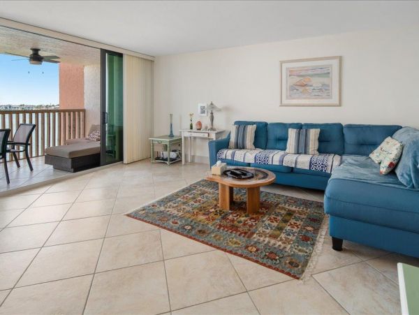Marco Island Condo 1010746