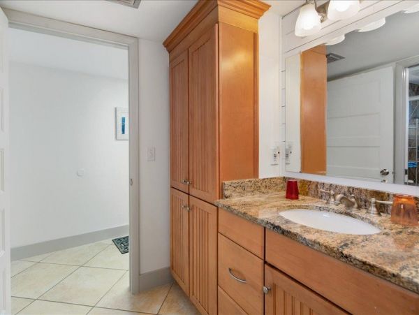 Marco Island Condo 1010746