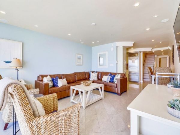 Oceanfront Mission Beach Vacation Condo Two Bedrooms