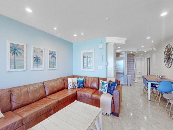 Oceanfront Mission Beach Vacation Condo Two Bedrooms
