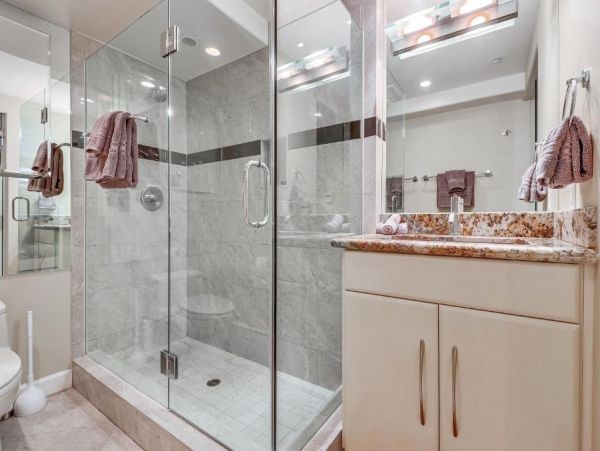 Oceanfront Mission Beach Vacation Condo Two Bedrooms