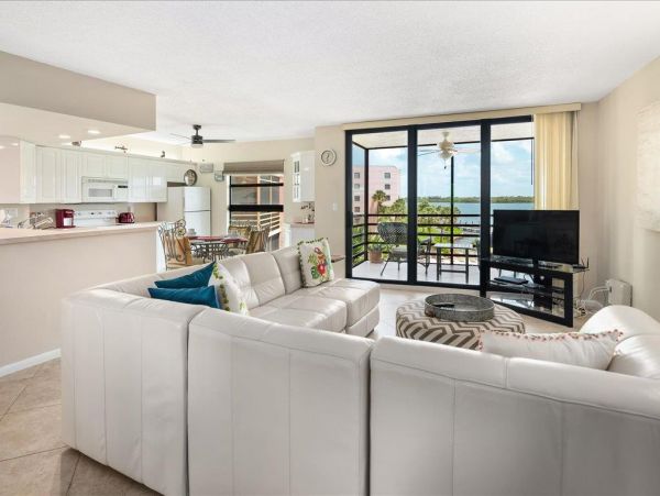 Marco Island Condo 1010748
