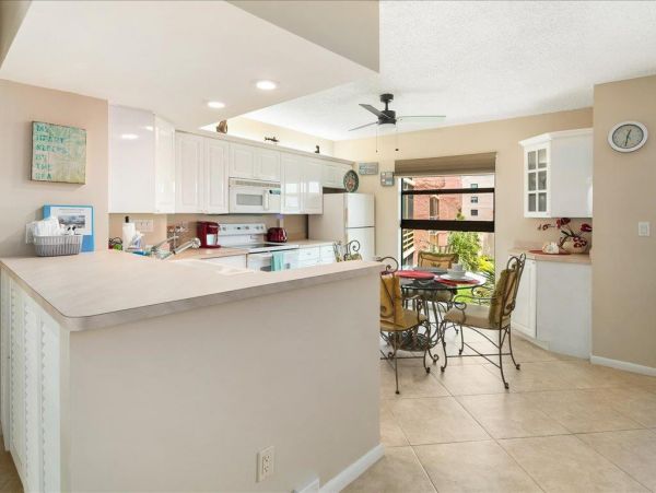 Marco Island Condo 1010748