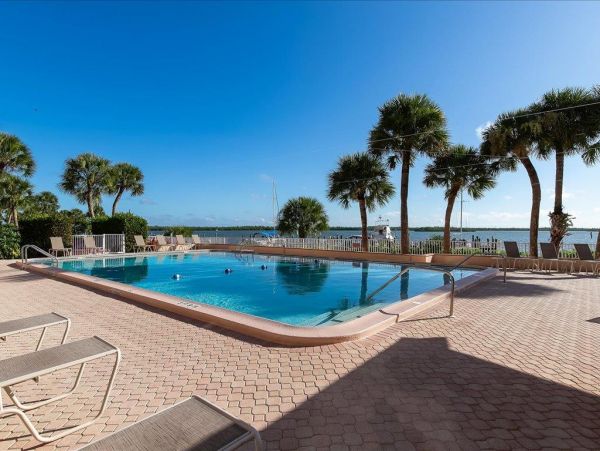 Marco Island Condo 1010748