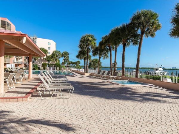 Marco Island Condo 1010748