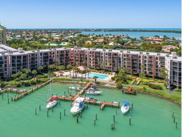 Value Priced Waterside One Bedroom Vacation Condo