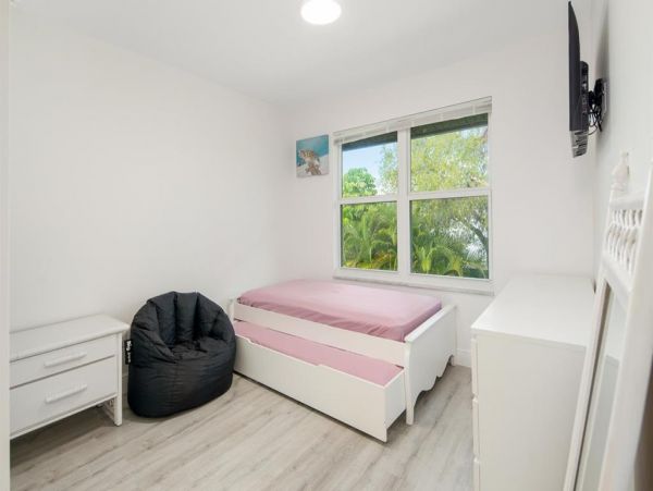 Marco Island Condo 1010750