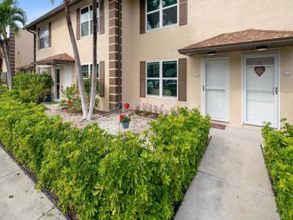 Marco Island Condo 1010750