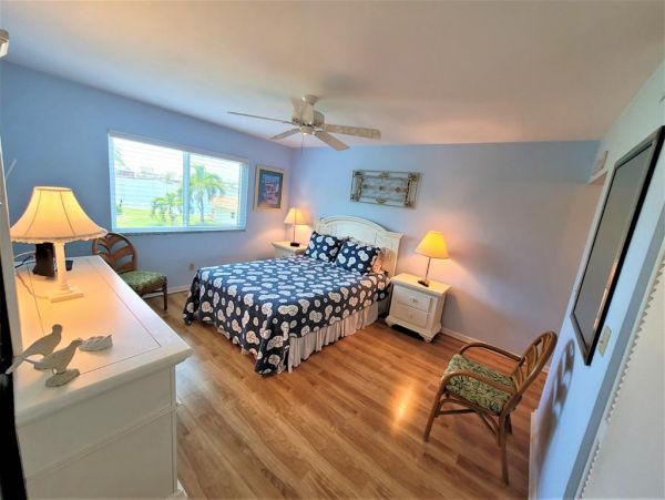 Marco Island Condo 1010759