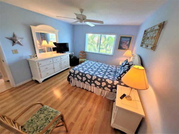 Marco Island Condo 1010759