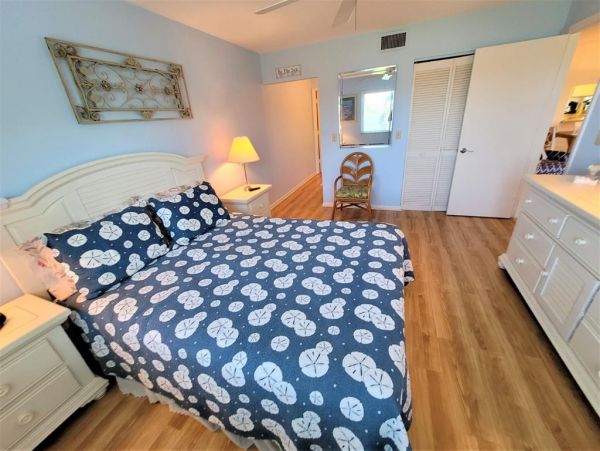 Marco Island Condo 1010759