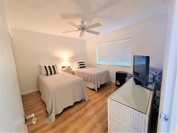 Marco Island Condo 1010759