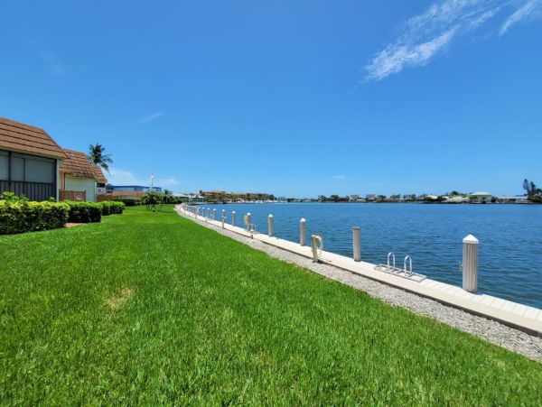 Marco Island Condo 1010759