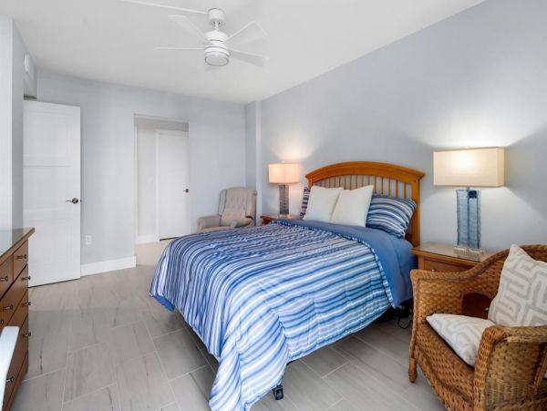 Marco Island Vacation Beach Condo Sleeps 4 Guest