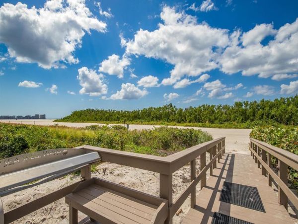 Marco Island Vacation Beach Condo Sleeps 4 Guest