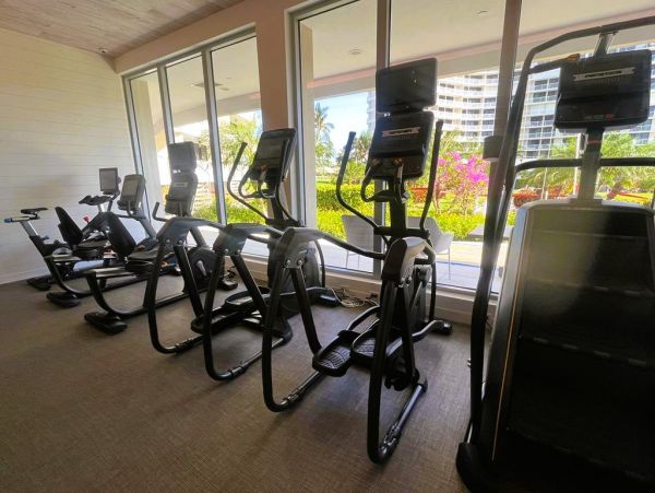 Marco Island Vacation Beach Condo Sleeps 4 Guest