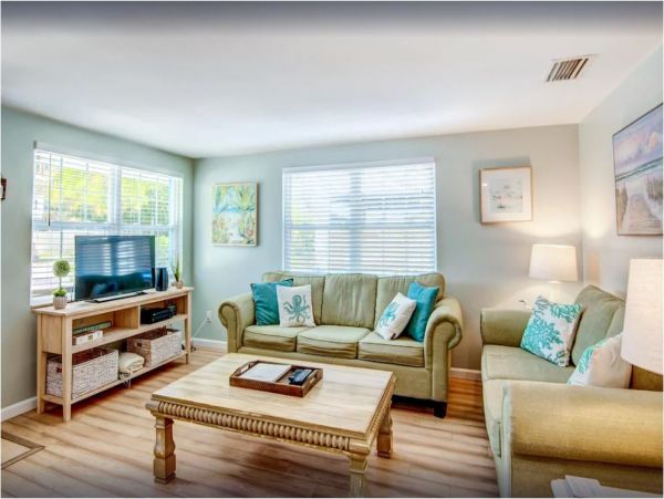 Anna Maria Island Holmes Beach Home 1010766