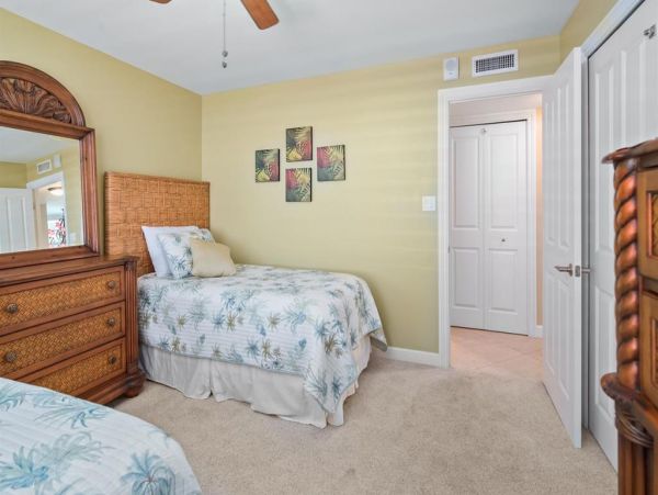 Marco Island Condo with 2 Bedroom & View Gulf of Mexico