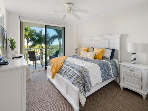 Marco Island Beachfront Vacation Condominium Sleeps Six