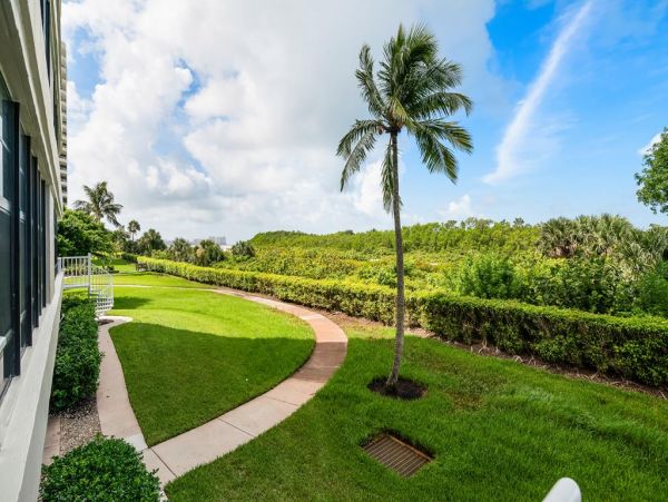 On Beach Marco Island Vacation Condo Two Bedroom