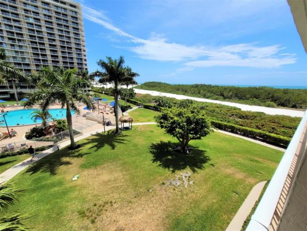 Marco Island Vacation Condo Two Bedrooms Sleeps 6 Guests