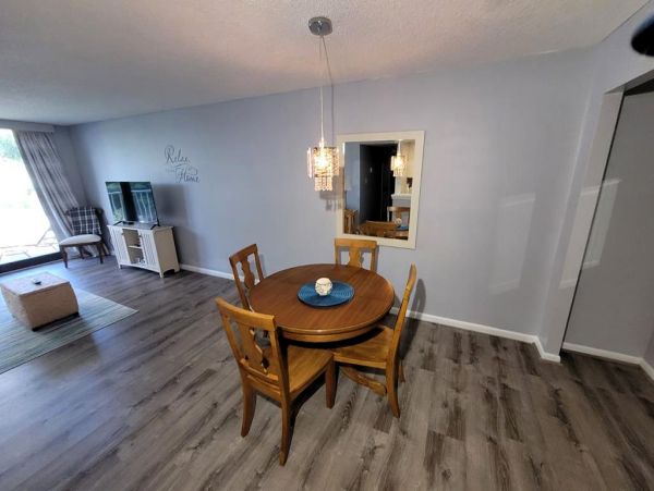 Marco Island Vacation Condo Two Bedrooms Sleeps 6 Guests