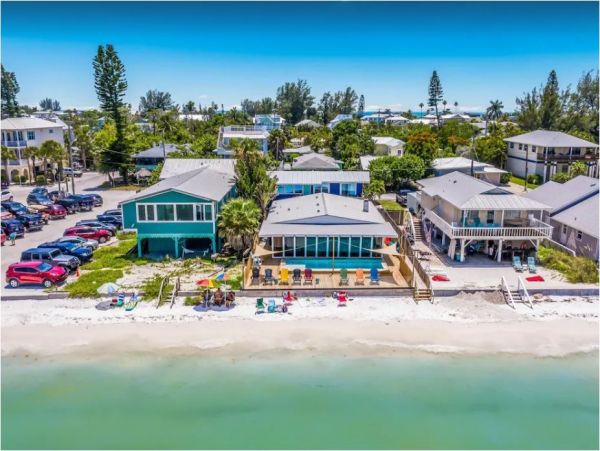 Anna Maria Island Holmes Beach Home 1010775