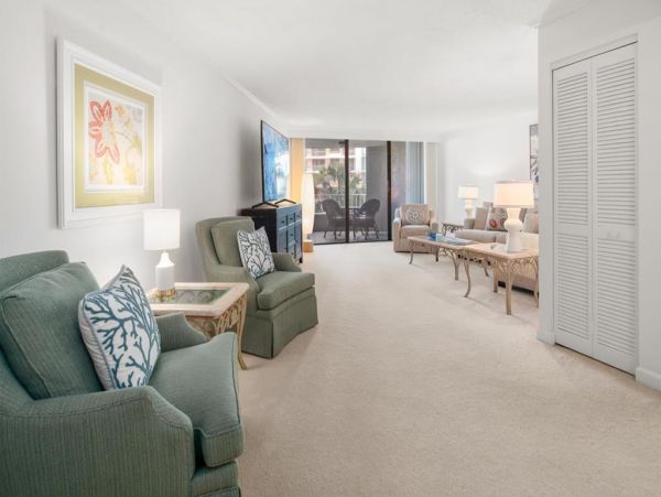 Marco Island Condo 1010776