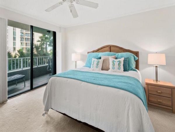 Marco Island Condo 1010776