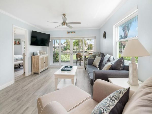 Marco Island Condo 1010778