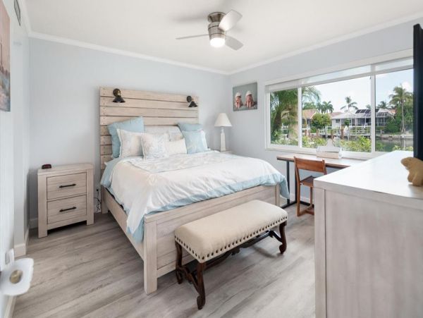 Marco Island Condo 1010778